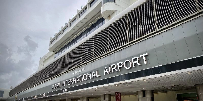 Air Canada MIA Terminal – Miami International Airport