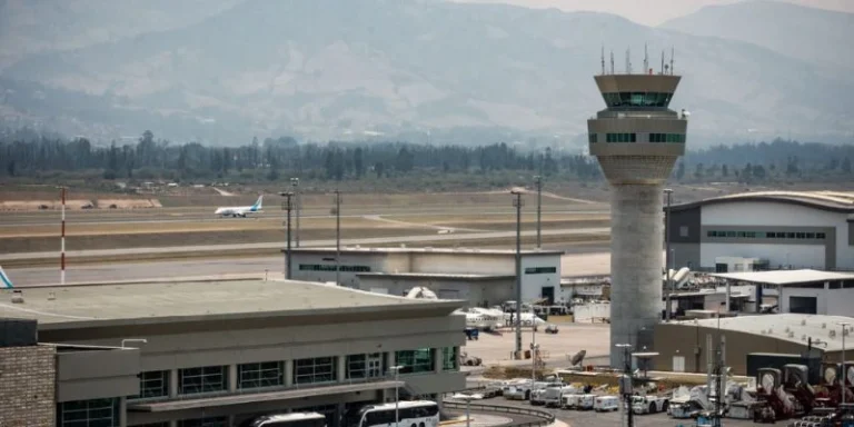 Air Canada UIO Terminal