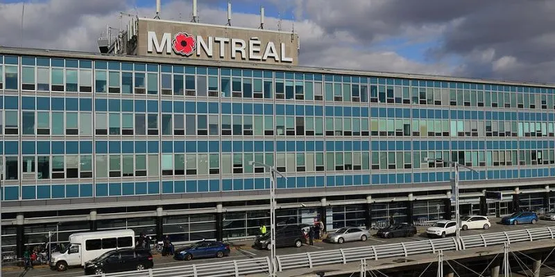 Air Canada YUL Terminal – Montréal-Pierre Elliott Trudeau International Airport