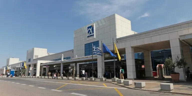 Delta Airlines ATH Terminal