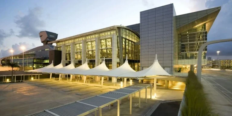 Delta Airlines MIA Terminal