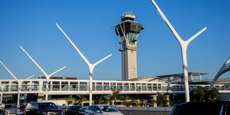 FinnAir LAX Terminal