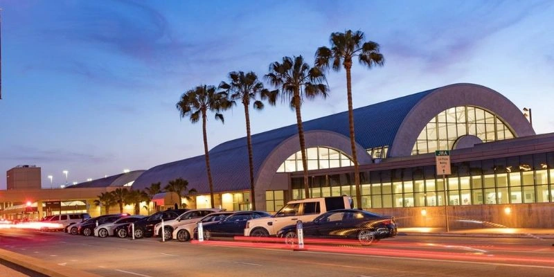 WestJet Airlines SNA Terminal – John Wayne Airport