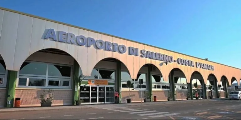Salerno Costa d'Amalfi Airport