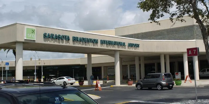Delta Airlines SRQ Terminal – Sarasota–Bradenton International Airport