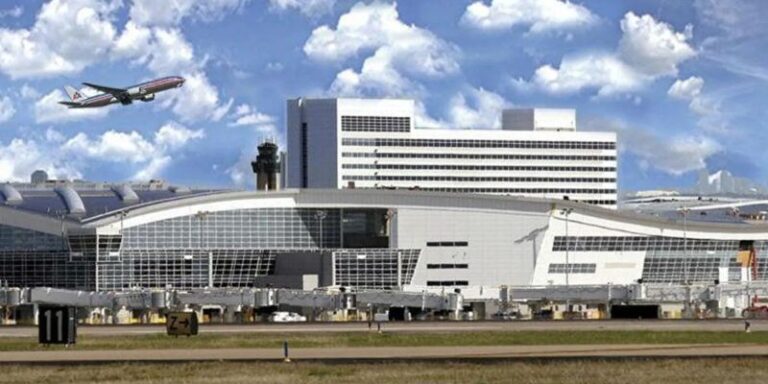 Sun Country Airlines DFW Terminal