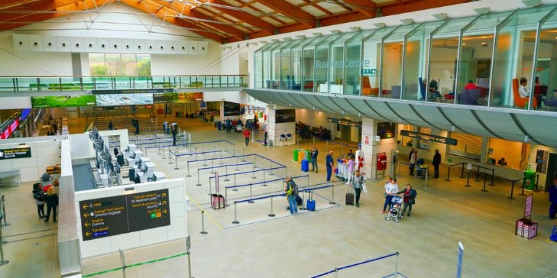 Delta Airlines VCE Terminal – Venice Marco Polo Airport