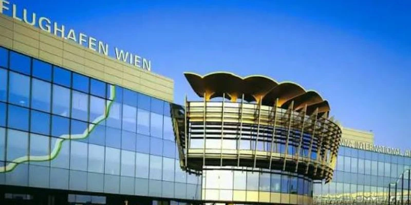 FinnAir VIE Terminal – Vienna Airport