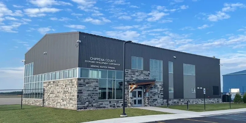 Delta Airlines CIU Terminal – Chippewa County International Airport
