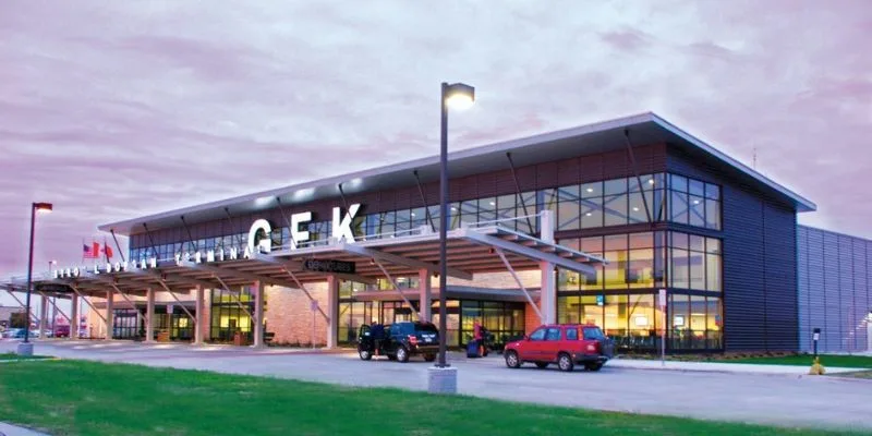 Delta Airlines GFK Terminal – Grand Forks International Airport