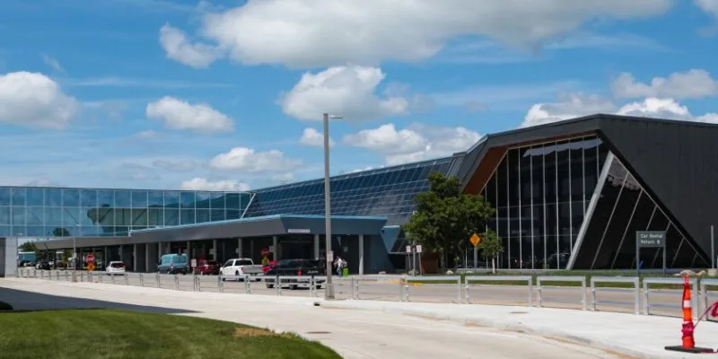 Delta Airlines FAR Terminal – Hector International Airport