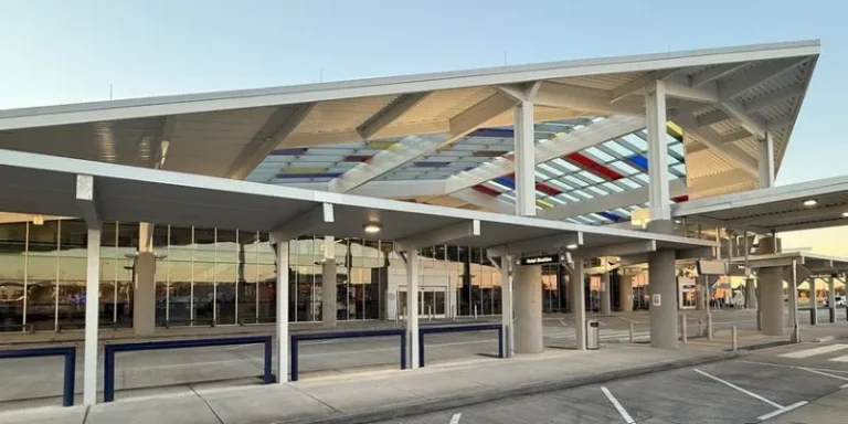 Lafayette Regional Airport