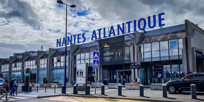TAP Air Portugal NTE Terminal – Nantes Atlantique Airport