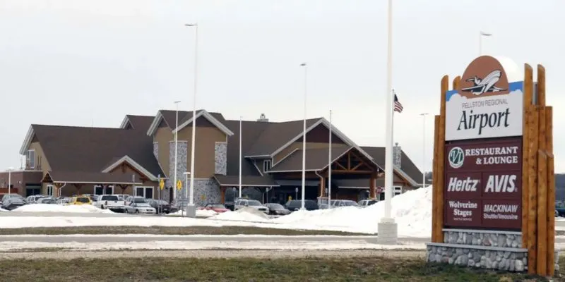 Delta Airlines PLN Terminal – Pellston Regional Airport