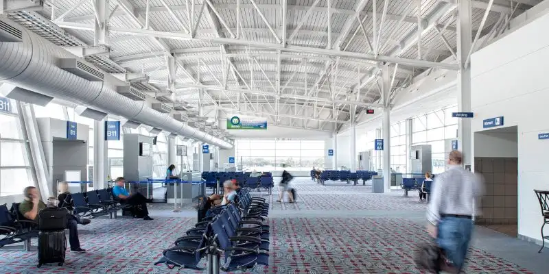 Delta Airlines MLI Terminal – Quad Cities International Airport