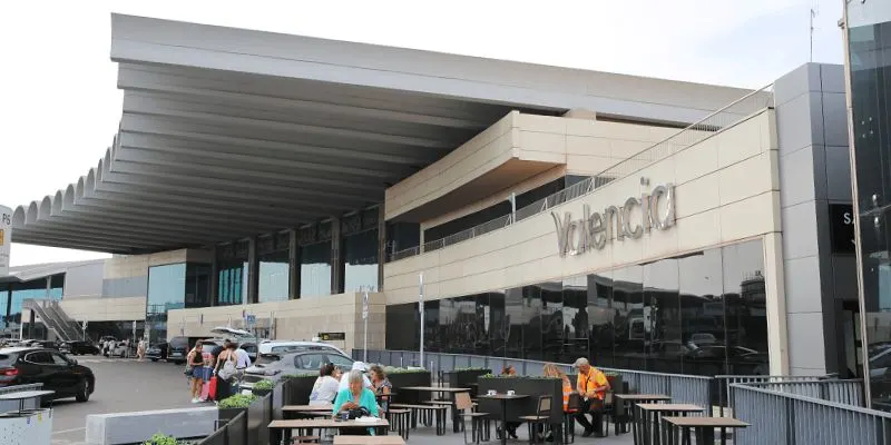 TAP Air Portugal VLC Terminal – Valencia Airport