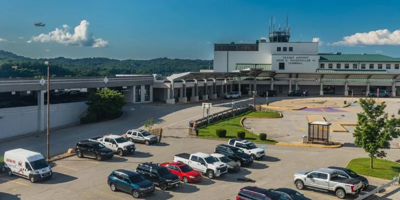 Delta Airlines CRW Terminal – West Virginia International Yeager Airport